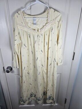 Aria Women's Nightgown Size M Green Floral Cotton Rayon Long Sleeve Granny Core